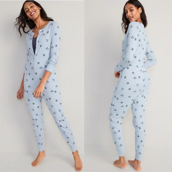 Old Navy Blue Pattern Onesis - Picture 3 of 12